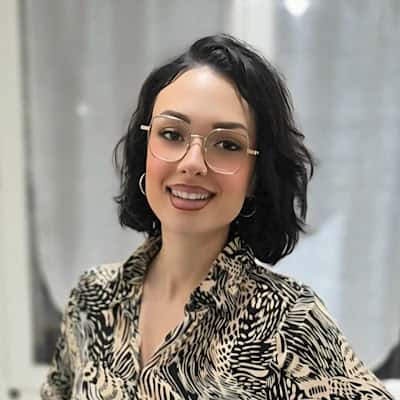 Stella Rozier - Agent immobilier à Saint-Hilaire-de-Brethmas