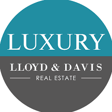 Patrick Mouton | Lloyd & Davis 