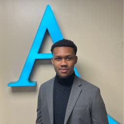 Anthony Wilite de Saint Robert  - Agent immobilier à Auxerre