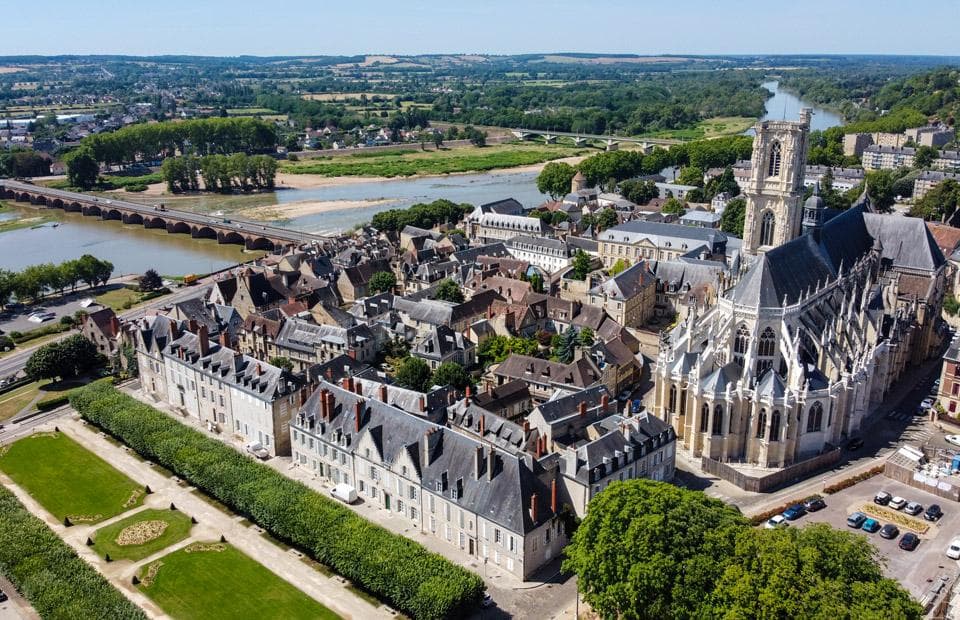 Jean-Philippe Midrouillet - Agent immobilier à Nevers