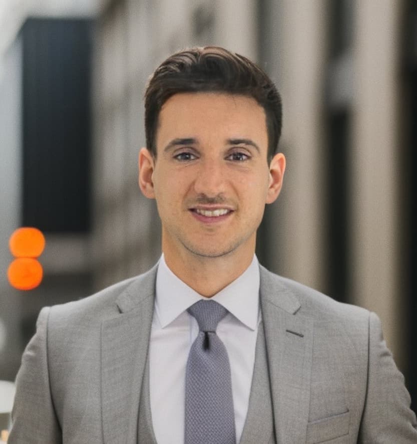 Agent immobilier à Paris: Antoine Claret