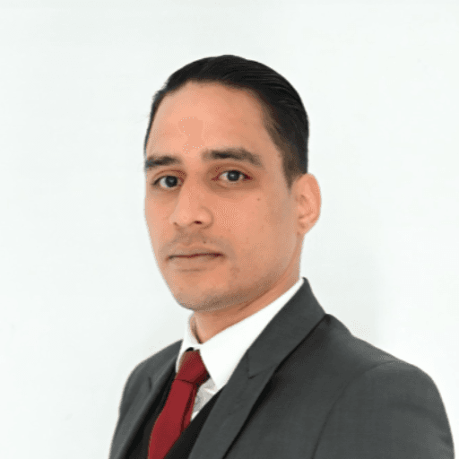 Agent immobilier à Saint-Germain-en-Laye: Julien Houdusse