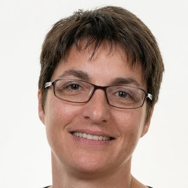 img_Emmanuelle Fava