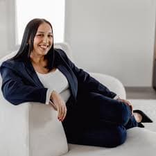 Agent immobilier à Luzinay: Sabrina Karatay