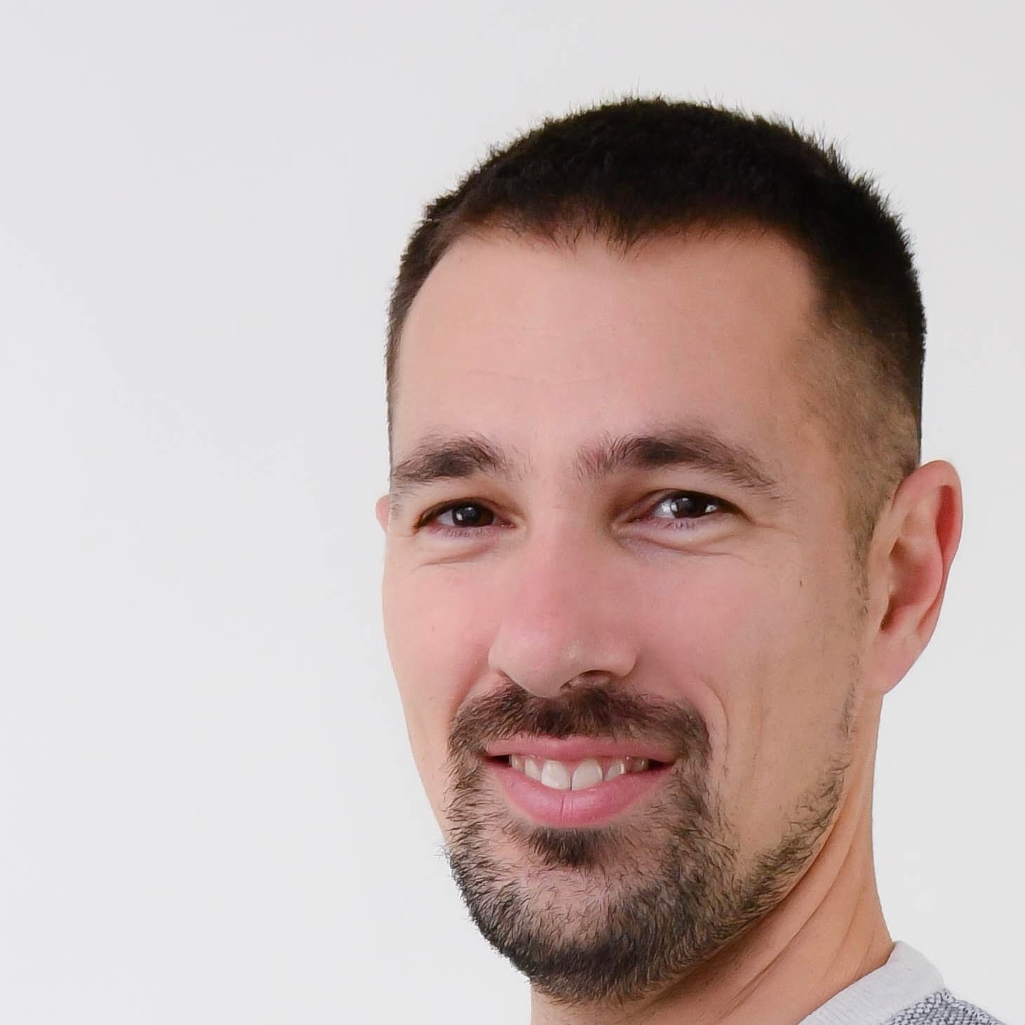 Agent immobilier à Monnaie: Ken Plumejau