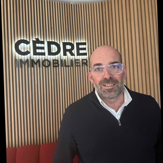 img_Charles Rozé