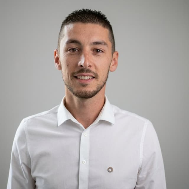 img_Vincent Damis