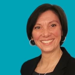Agent immobilier à Aurillac: Estelle Peyrot 