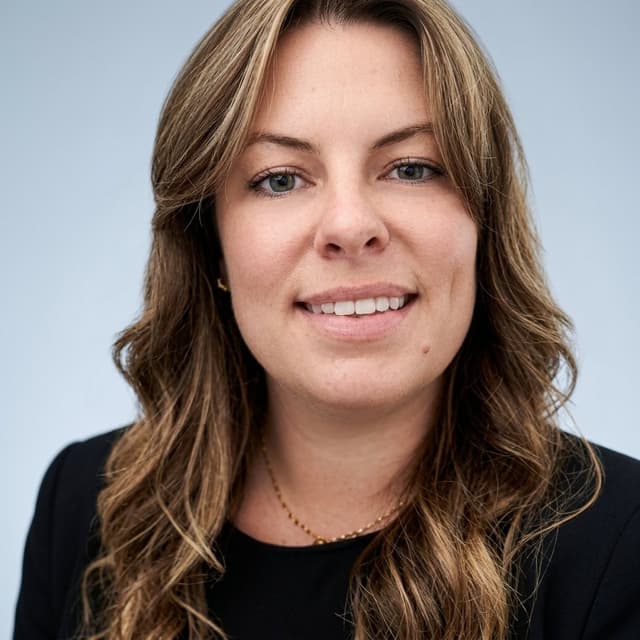 img_Laura Perret