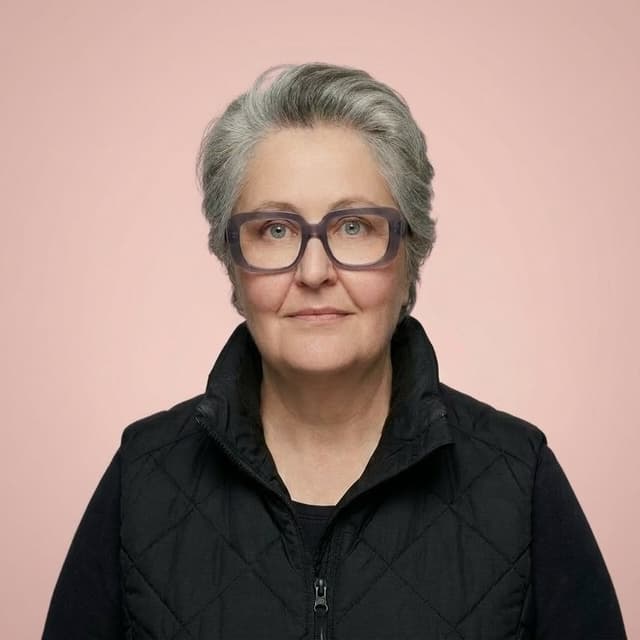 img_Delphine Perrillat