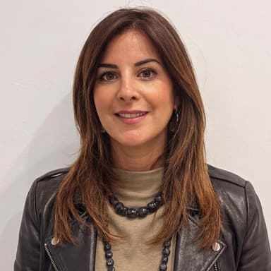Agent immobilier à Marseille: Céline Attia