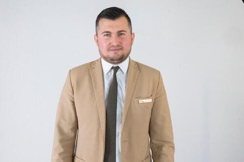 Agent immobilier à Saint-Fons: Irfan Kilinc
