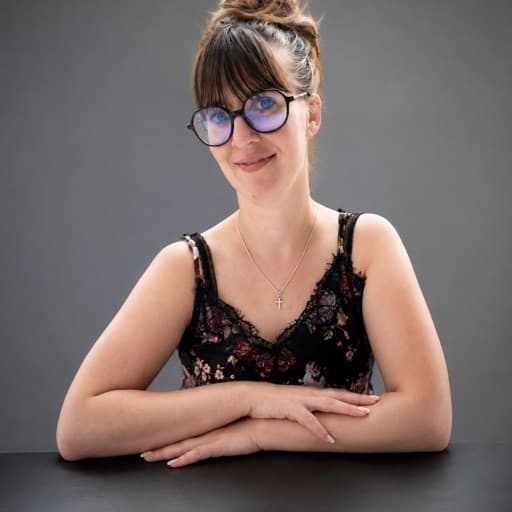 Agent immobilier à Châtillon: Débora Bouteleux
