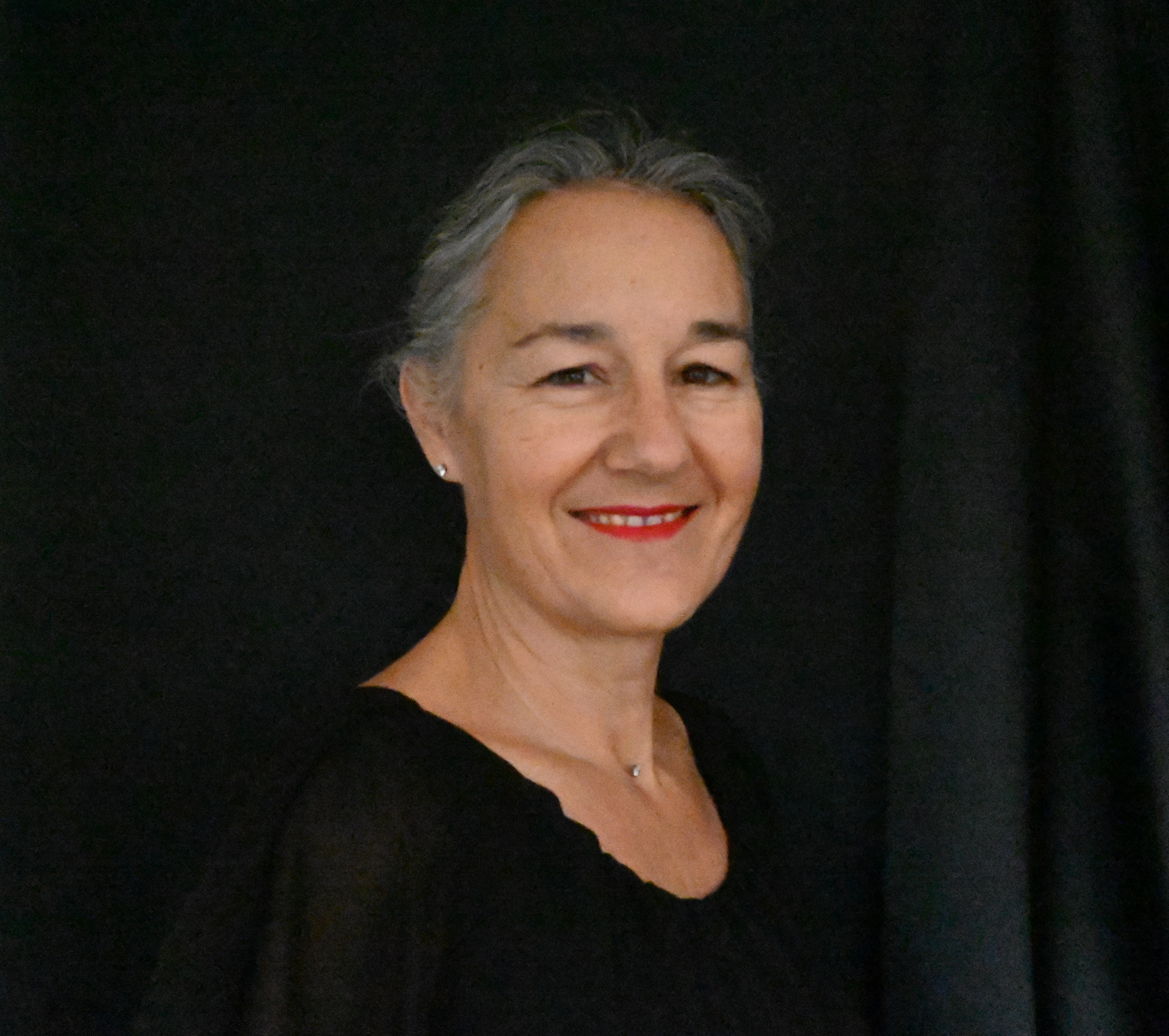 Agent immobilier à Poncins: Sophie  Poulain 