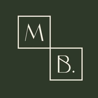 Maison B.