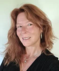 Agent immobilier à Claviers: Sylvie Bruniau