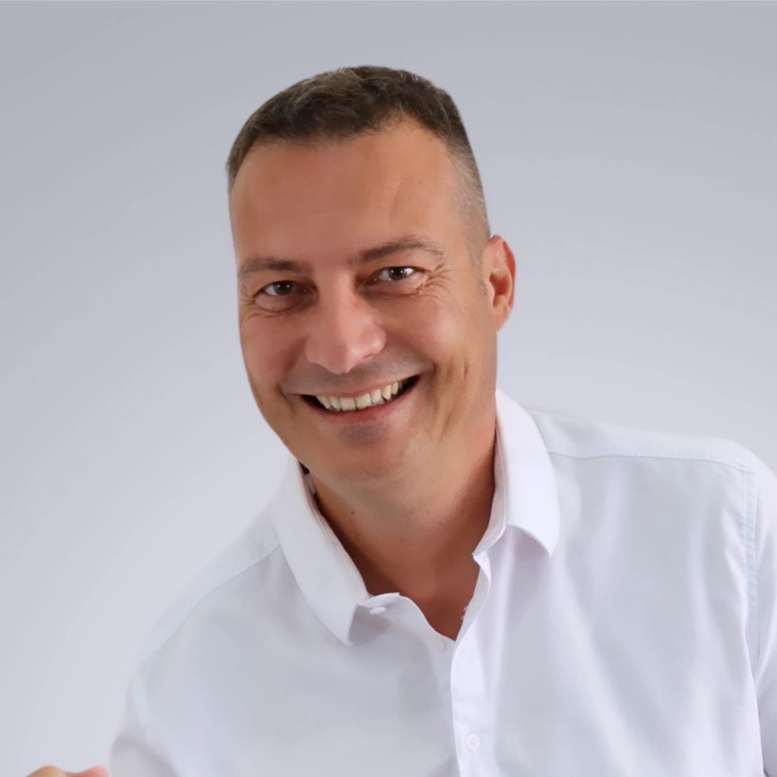 Agent immobilier à Hyères: Yann Cenac