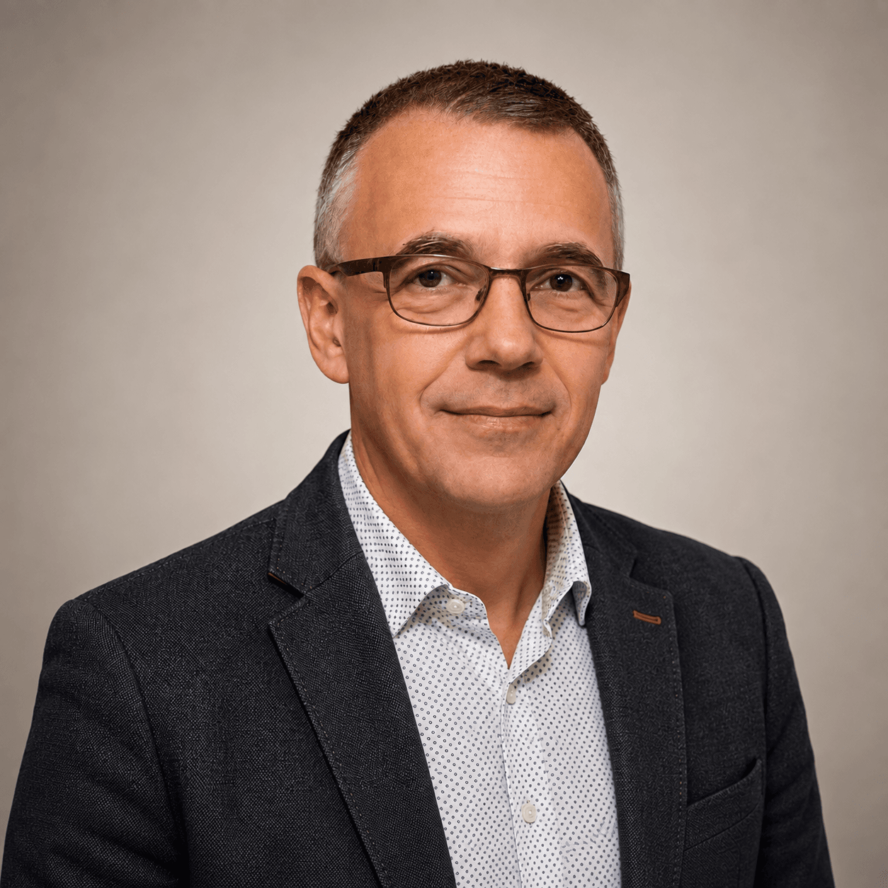Agent immobilier à Ruffec: Bernard Godet