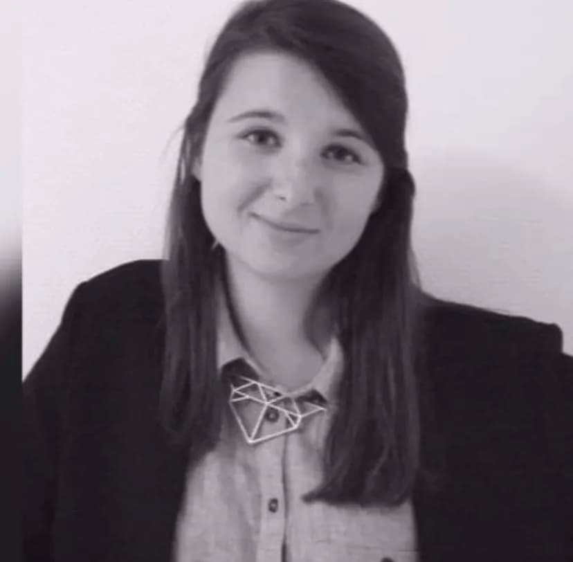 Agent immobilier à Paris: Hélène Burson