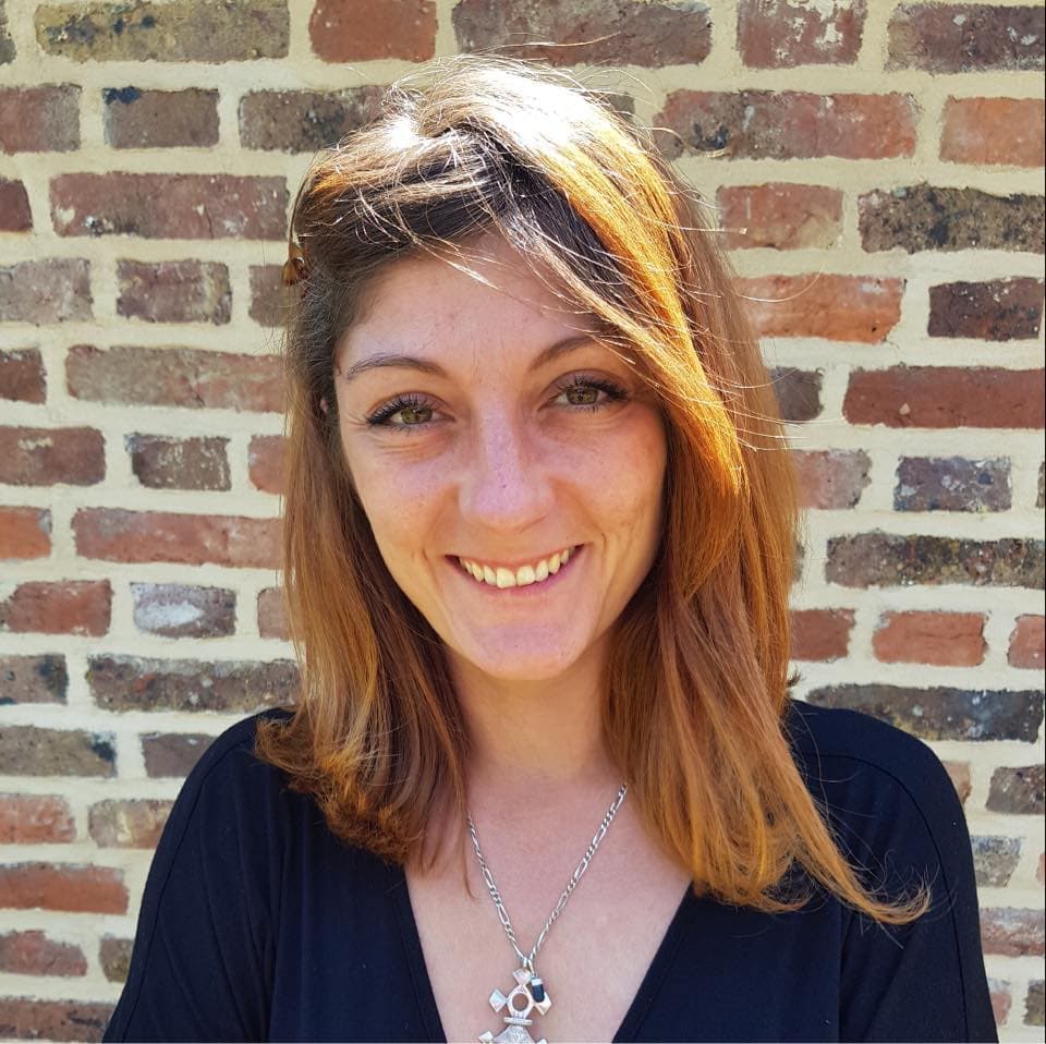 Agent immobilier à Saint-Germain-du-Bois: Emillie Courtin
