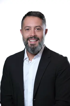 Agent immobilier à Saint-Ouen-sur-Seine: Frank Dara