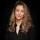 Agent immobilier à Paris: Léa Douroux