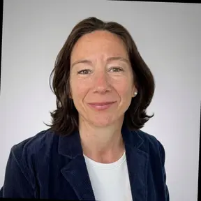 Agent immobilier à Verneuil-sur-Seine: Charlotte Bertout