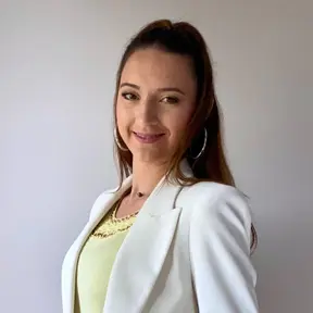 Agent immobilier à Saint-Cyprien: Anaïs Piesset