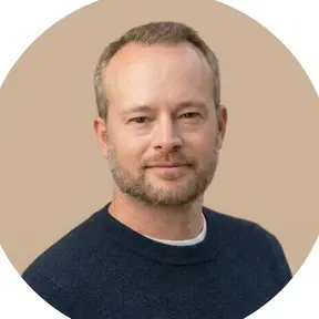Agent immobilier à Paris: Adrien Piot