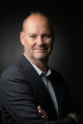 Agent immobilier à Saint-Pierre-lès-Nemours: Éric Dalmayrac