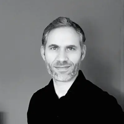 img_Tony De Oliveira
